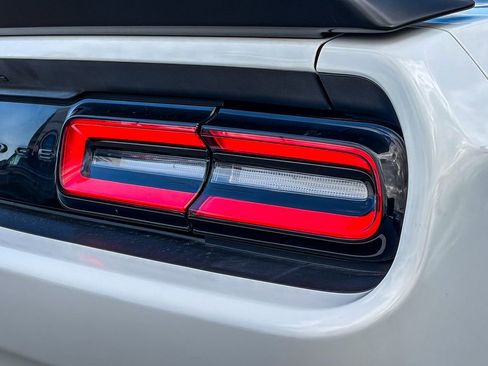 Used 2020 Dodge Challenger GT w/ Plus Package RWD image 8
