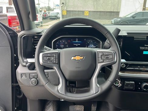 New 2026 Chevrolet Silverado 1500 LT image 2