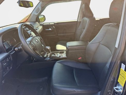 Used 2019 Toyota 4Runner TRD Off-Road Premium image 12