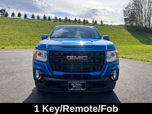 Used 2022 GMC Canyon Elevation w/ Elevation Premium Package AWD/4WD image 2