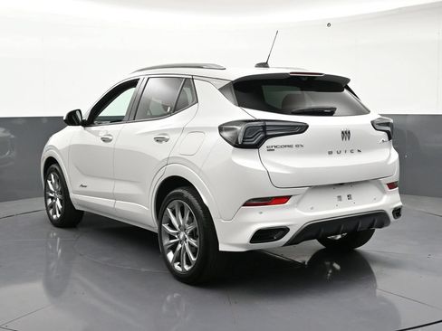 Certified 2024 Buick Encore GX Avenir w/ Avenir Technology Package AWD/4WD image 3