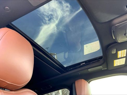 Certified 2022 Lincoln Navigator L Reserve image 14