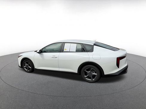 Used 2025 Kia K4 FWD image 10