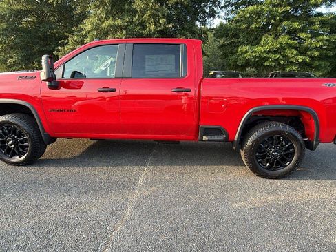 New 2026 Chevrolet Silverado 2500 Custom w/ Custom Value Package AWD/4WD image 10