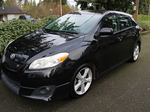 Used 2009 Toyota Matrix S image 1