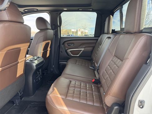 Used 2024 Nissan Titan Platinum Reserve w/ Moonroof Package image 30