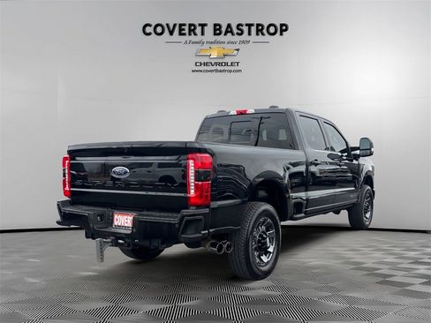 Used 2023 Ford F350 Lariat w/ Lariat Ultimate Package image 7