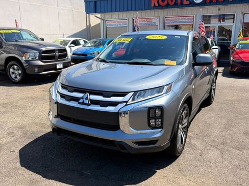 Used 2025 Mitsubishi Outlander Sport AWD image 4