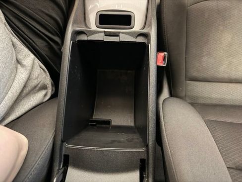 Used 2020 Chevrolet Malibu LT FWD image 38