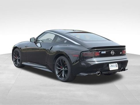 Used 2024 Nissan Z Performance w/ Floor Mat Package RWD image 7