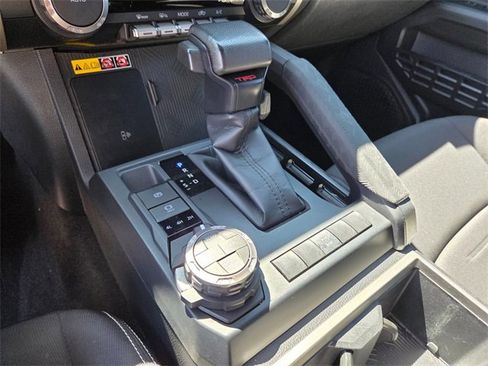 Used 2024 Toyota Tacoma TRD Off-Road image 23