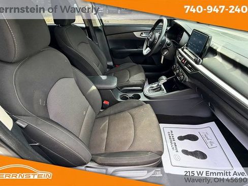 Used 2023 Kia Forte LXS FWD image 22