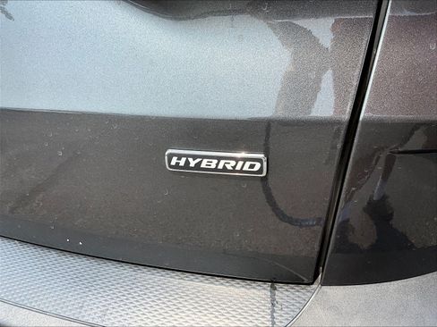 Used 2020 Ford Escape SE Sport FWD image 23