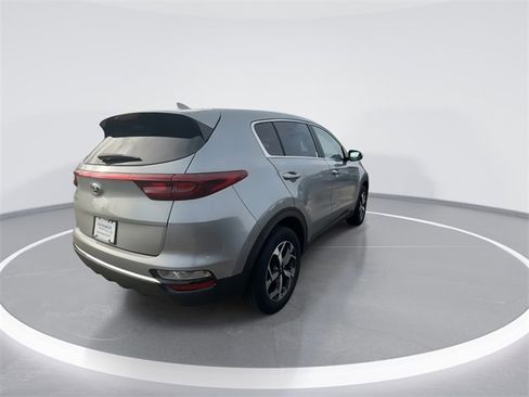 Used 2021 Kia Sportage LX image 8
