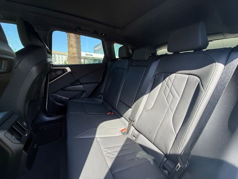 Used 2025 BMW X3 xDrive30i w/ Convenience Package image 22