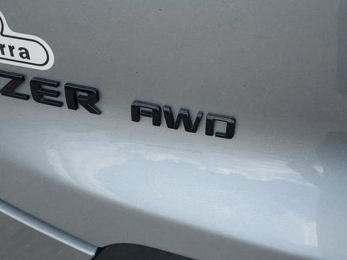 Certified 2023 Chevrolet Blazer RS w/ Enhanced Convenience Package AWD/4WD image 6