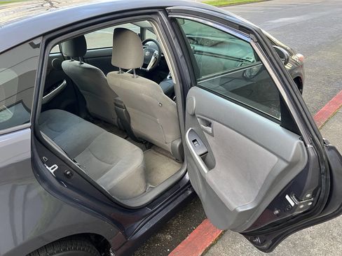 Used 2010 Toyota Prius Two image 10