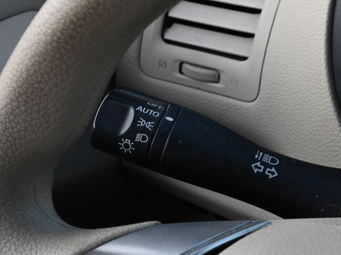 Used 2014 Nissan Altima 2.5 S w/ Display Audio Package image 28