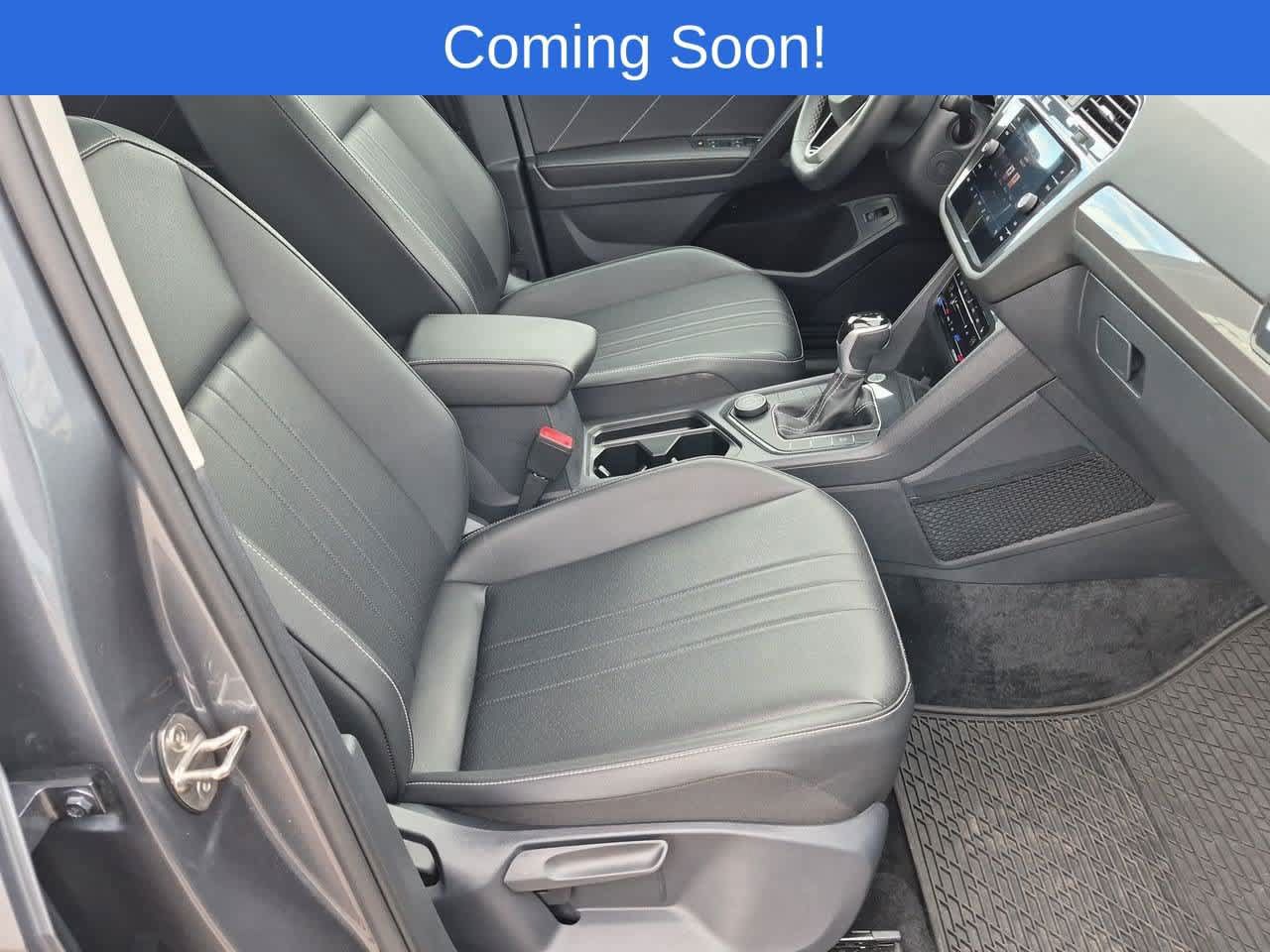 Used 2024 Volkswagen Tiguan SE AWD/4WD image 23