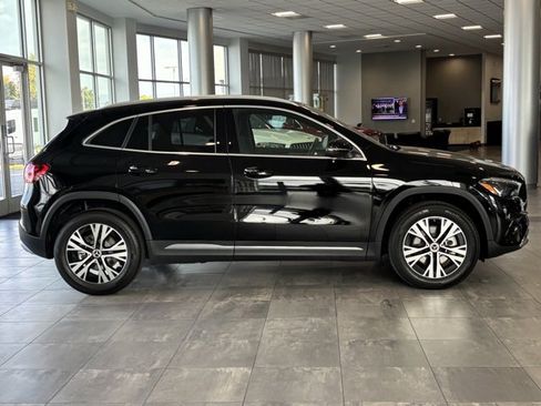 Certified 2025 Mercedes-Benz GLA 250 image 3