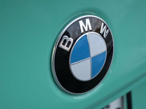 Used 2026 BMW M5 w/ Carbon Package AWD/4WD image 11
