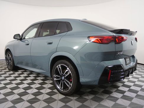 Certified 2025 BMW X2 xDrive28i w/ Premium Package image 5