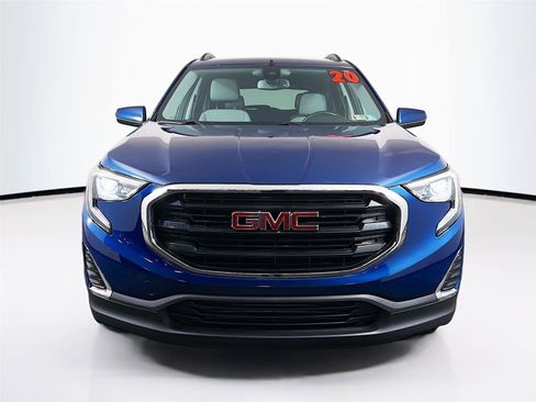Used 2020 GMC Terrain SLE w/ Driver Convenience Package AWD/4WD image 2