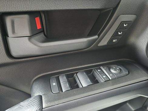 New 2025 Toyota RAV4 XLE Premium image 19