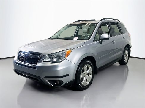 Used 2015 Subaru Forester 2.5i Limited image 2