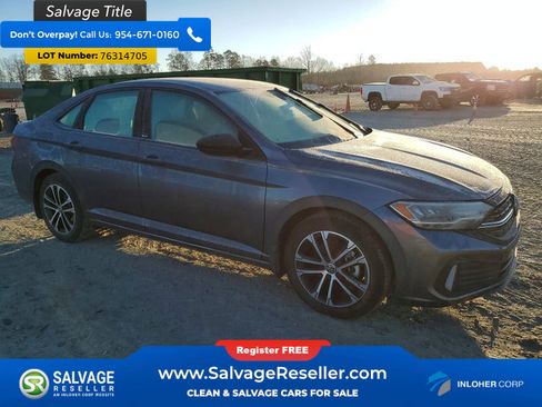 Used 2024 Volkswagen Jetta Sport image 5