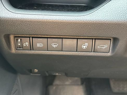 Used 2019 Toyota RAV4 XSE AWD/4WD image 33