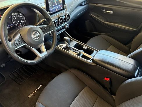 Used 2024 Nissan Sentra SV FWD image 10