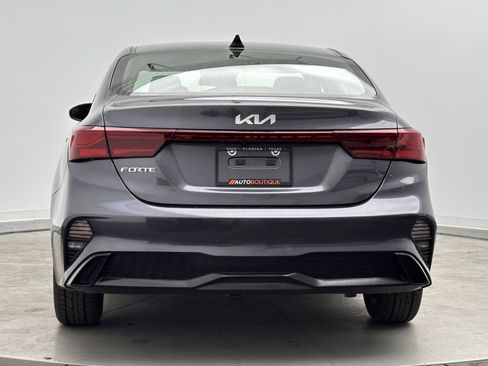 Used 2023 Kia Forte LXS image 6
