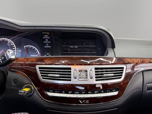 Used 2010 Mercedes-Benz S 65 AMG image 26