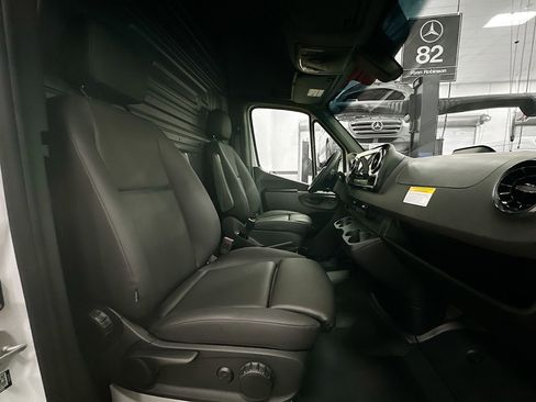 New 2026 Mercedes-Benz Sprinter 2500 image 27