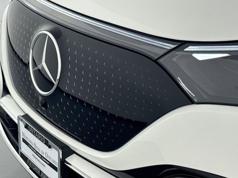 New 2026 Mercedes-Benz EQE 320 4MATIC SUV image 11