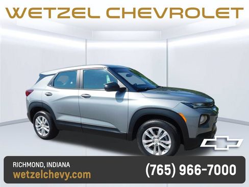 Used 2023 Chevrolet TrailBlazer LS AWD/4WD image 1