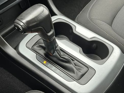 Used 2020 Chevrolet Colorado LT image 31