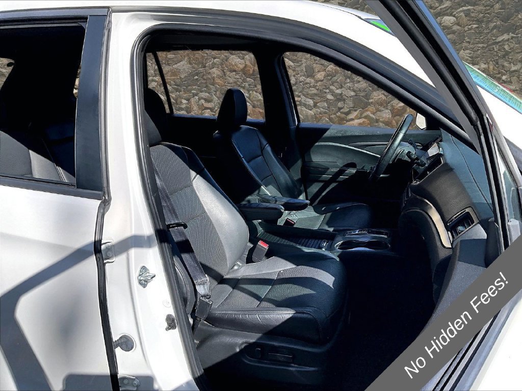 Used 2023 Honda Passport EX-L image 6
