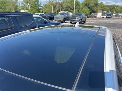 Used 2016 Ford Edge SEL w/ Canadian Touring Package AWD/4WD image 12