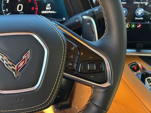 Used 2023 Chevrolet Corvette Stingray Premium Conv w/ Z51 Performance Package image 21