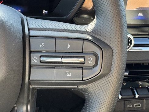 New 2026 Chevrolet Colorado W/T image 15