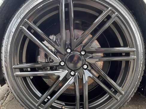 Used 2018 Honda Accord Touring image 10