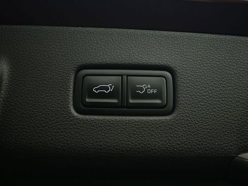 Certified 2025 Kia Carnival EX image 38