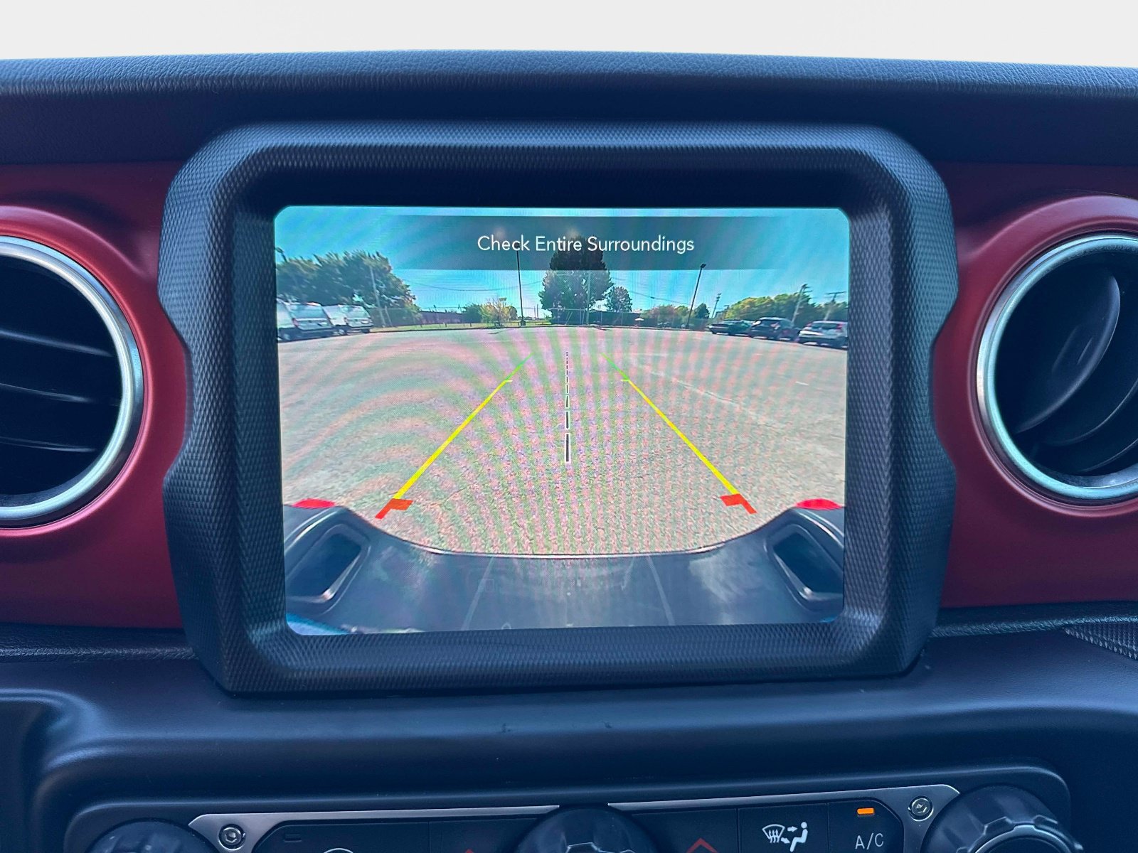 Used 2022 Jeep Gladiator Rubicon AWD/4WD image 24