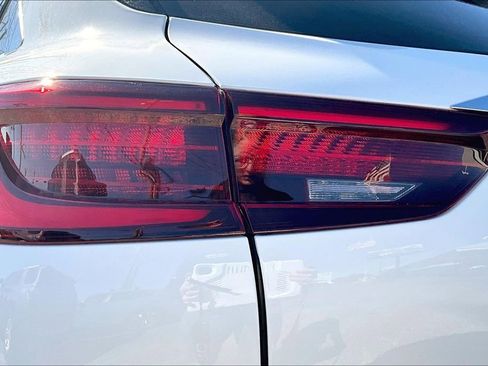 Certified 2025 INFINITI QX50 Pure image 41