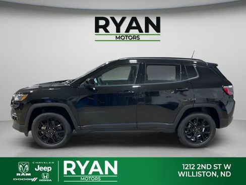 New 2026 Jeep Compass Latitude AWD/4WD image 6