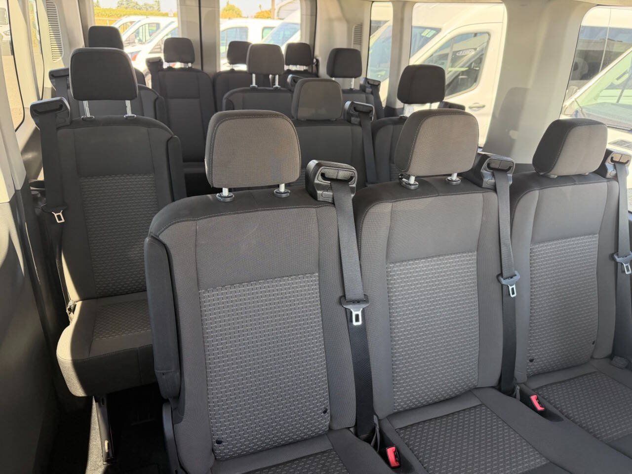 Used 2025 Ford Transit 350 XLT RWD image 31