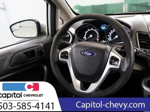 Used 2017 Ford Fiesta SE image 15
