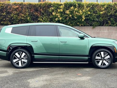 New 2026 Hyundai Ioniq 9 SEL image 5